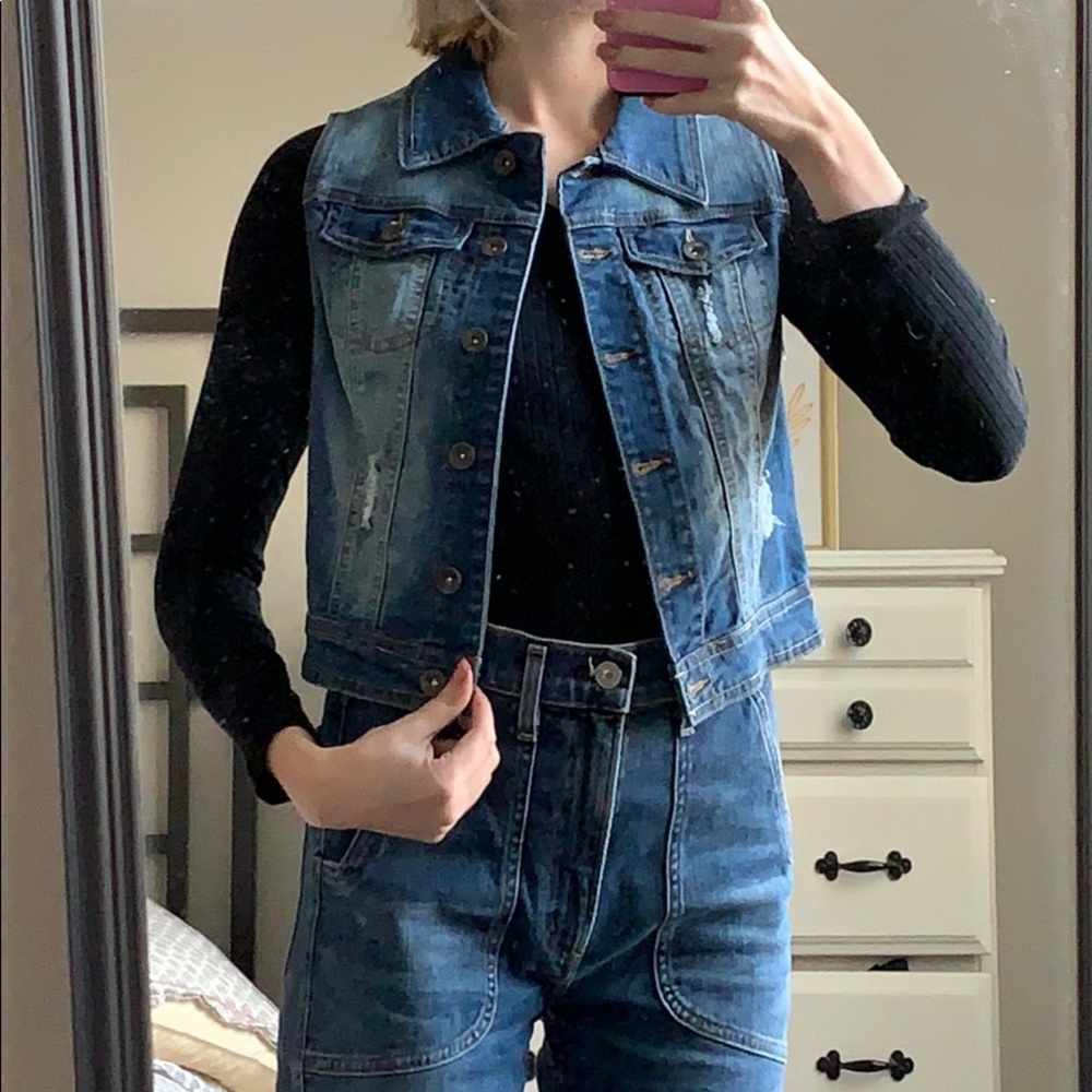Denim crop vest